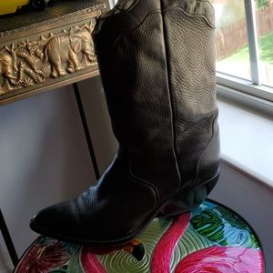 Zodiac USA Genuine Leather Black Boots